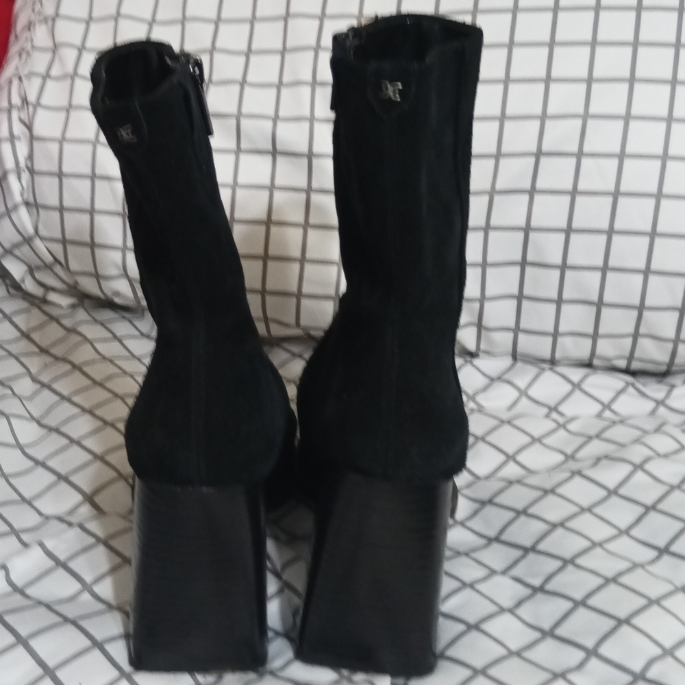 Women's boots - Picture 3 of 4